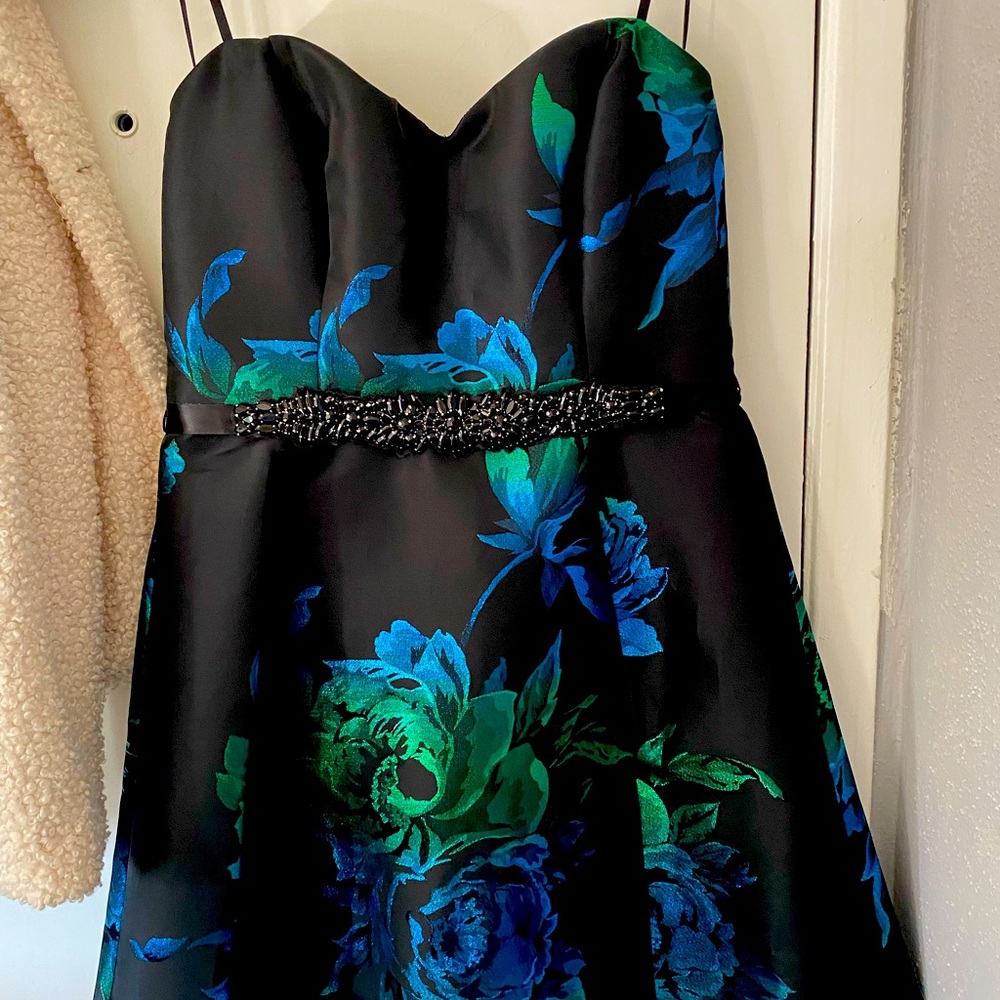 Mini black dress